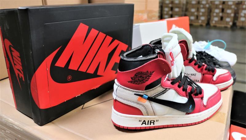 Nike 2